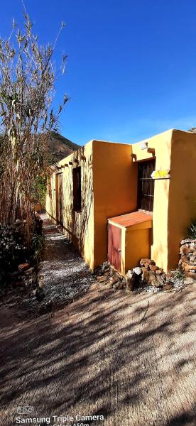 Adobe Getaway with 'private plunge pool', Vinuela